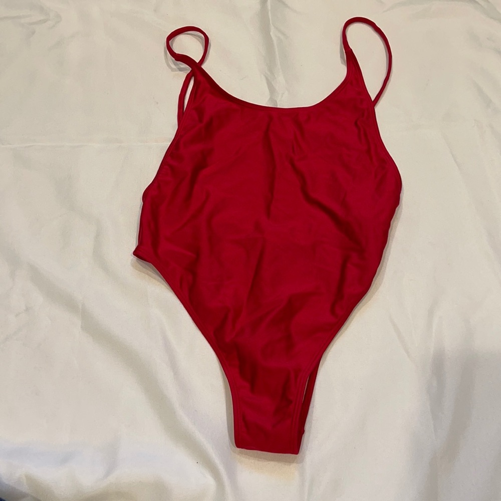 PRIVATE PARTY RED ONE PIECE